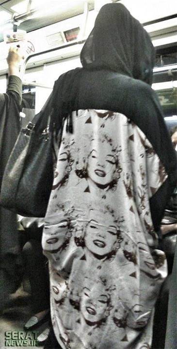 عکس: طرح عجیب مانتو یک دختر در مترو