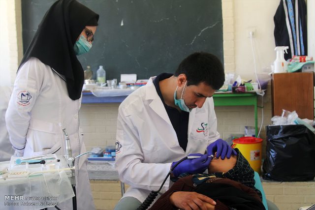حضور ۱۲۰دانشجوی دندانپزشکی در اردوی جهادی خدابنده