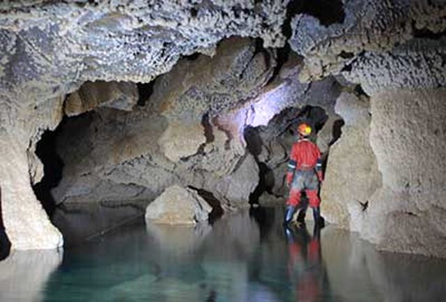 زرین غار خدابنده مکانی دیدنی در روز طبیعت در خدابنده+تصاویر