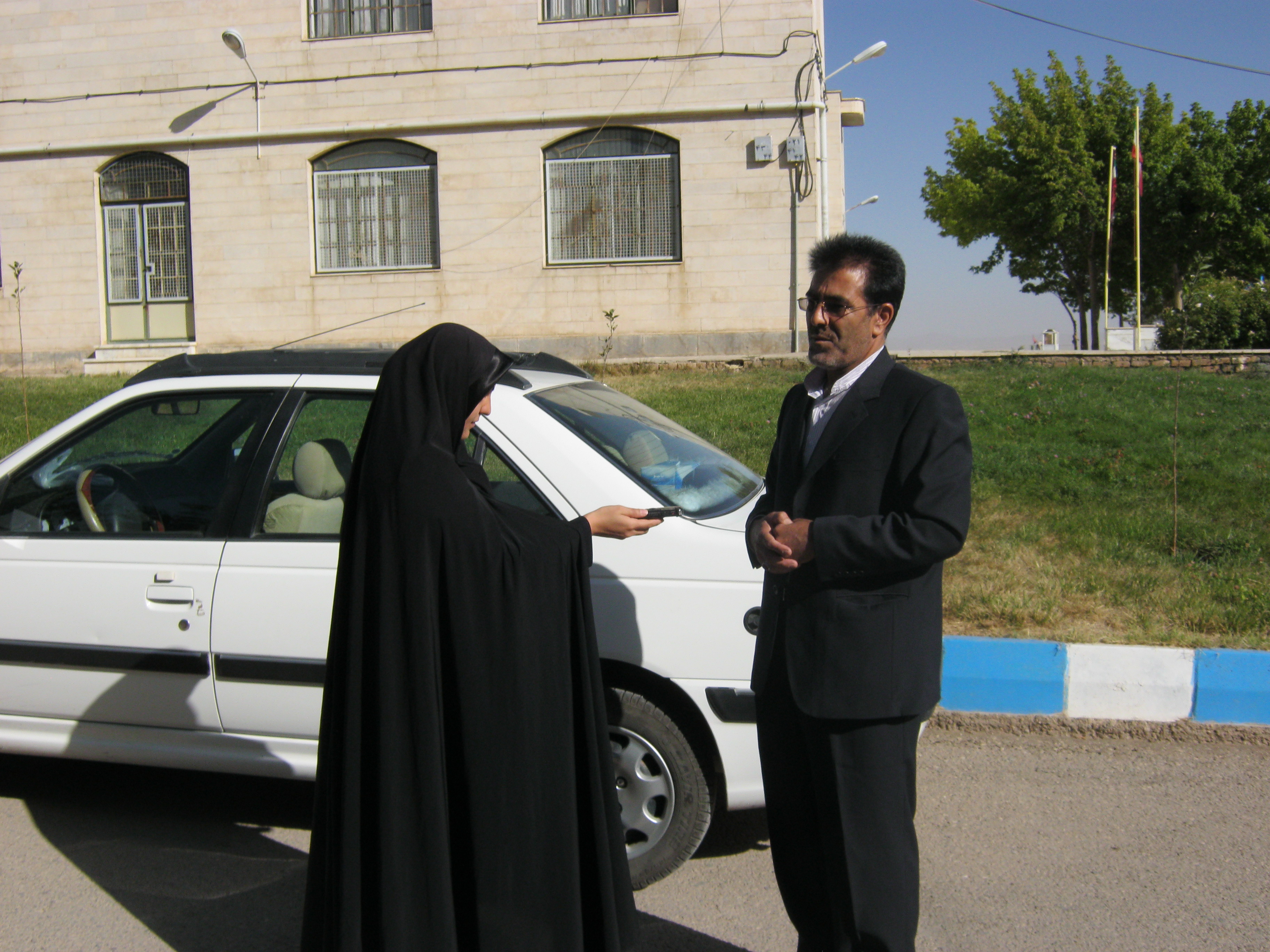 باشنیدن کلمه دفاع مقدس،مظلومیت اسلام ومسلمین وکشورجمهوری اسلامی ایران برای انسان تداعی می شود.