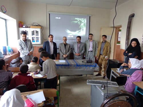 افتتاح یک کلاس هوشمند در روستای دهشیر خدابنده
