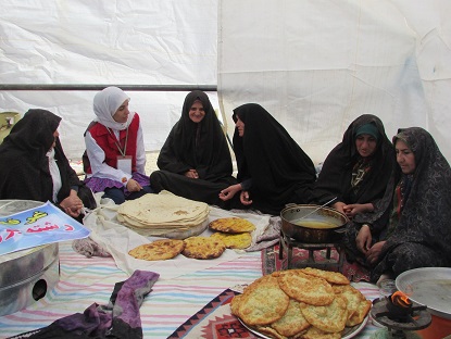 برپایی نمایشگاه لباس و نان محلی در خدابنده+تصاویر