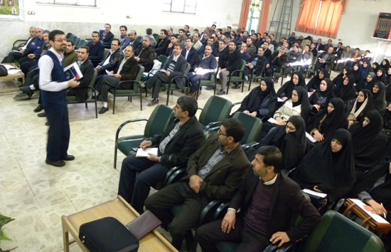 درس پژوهی،سودمند ترین برنامه پرورش حرفه ای معلمان/ جستجوی ایده های خلاق و سازنده در درس پژوهی الویت دارد
