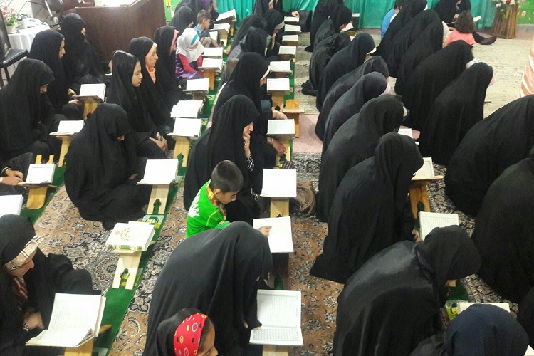 مراسم جزءخوانی قرآن کریم در جامعه القرآن خدابنده+تصاویر