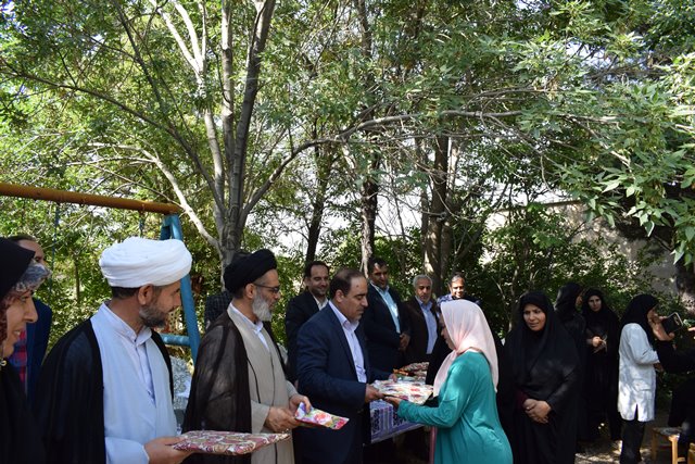 بازدید و دلجویی مسئولان خدابنده از مراکز نگهداری معلولین ذهنی+تصاویر