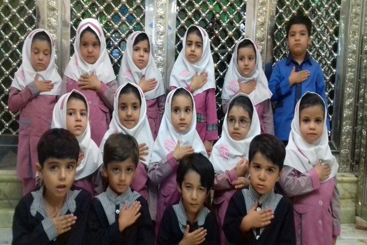 برگزاری کلاس اشاره جامعه‌القرآن خدابنده در جوار حرم قیدار نبی(ع) +تصاویر
