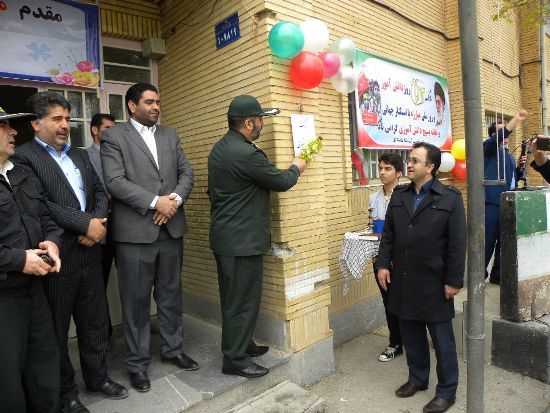 طنین زنگ استکبار ستیزی در مدارس شهرستان خدابنده+تصاویر