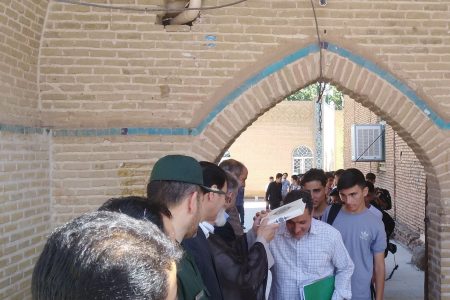 اعزام دانش آموزان خدابنده ای در قالب اردوی جهادی به مناطق زلزله زده خوی
