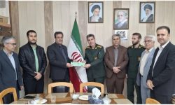 دیدار و تجلیل فرمانده سپاه از عوامل آموزش و پرورش این شهرستان