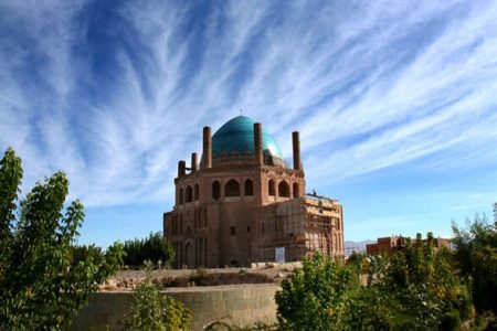 اقامت، بزرگ‌ترین چالش صنعت گردشگری استان زنجان است