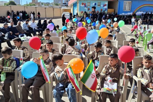 جشن آغاز سال تحصیلی جدید در خدابنده+عکس
